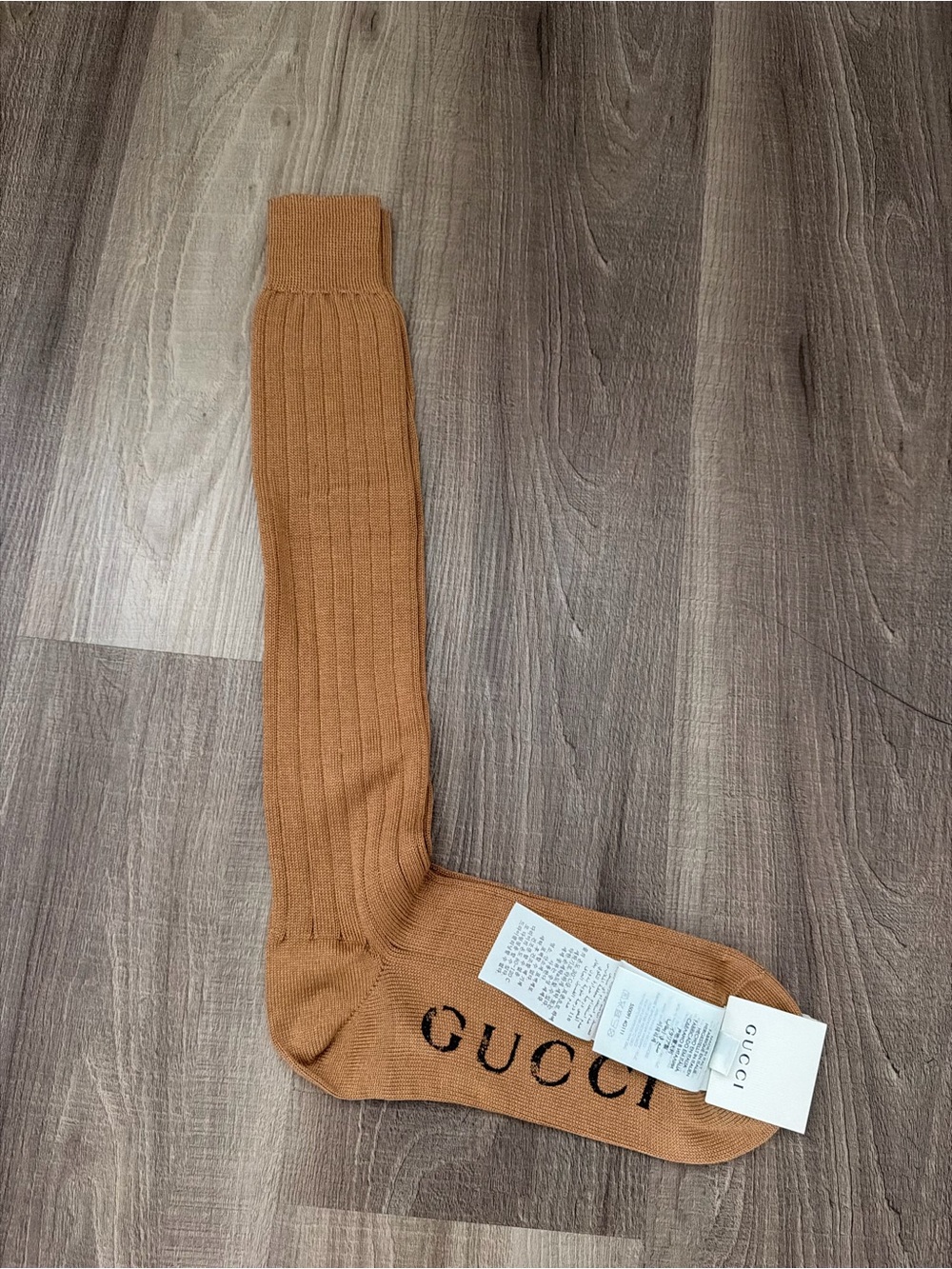 Gucci Ribbed Crew Socks in Camel Brown
